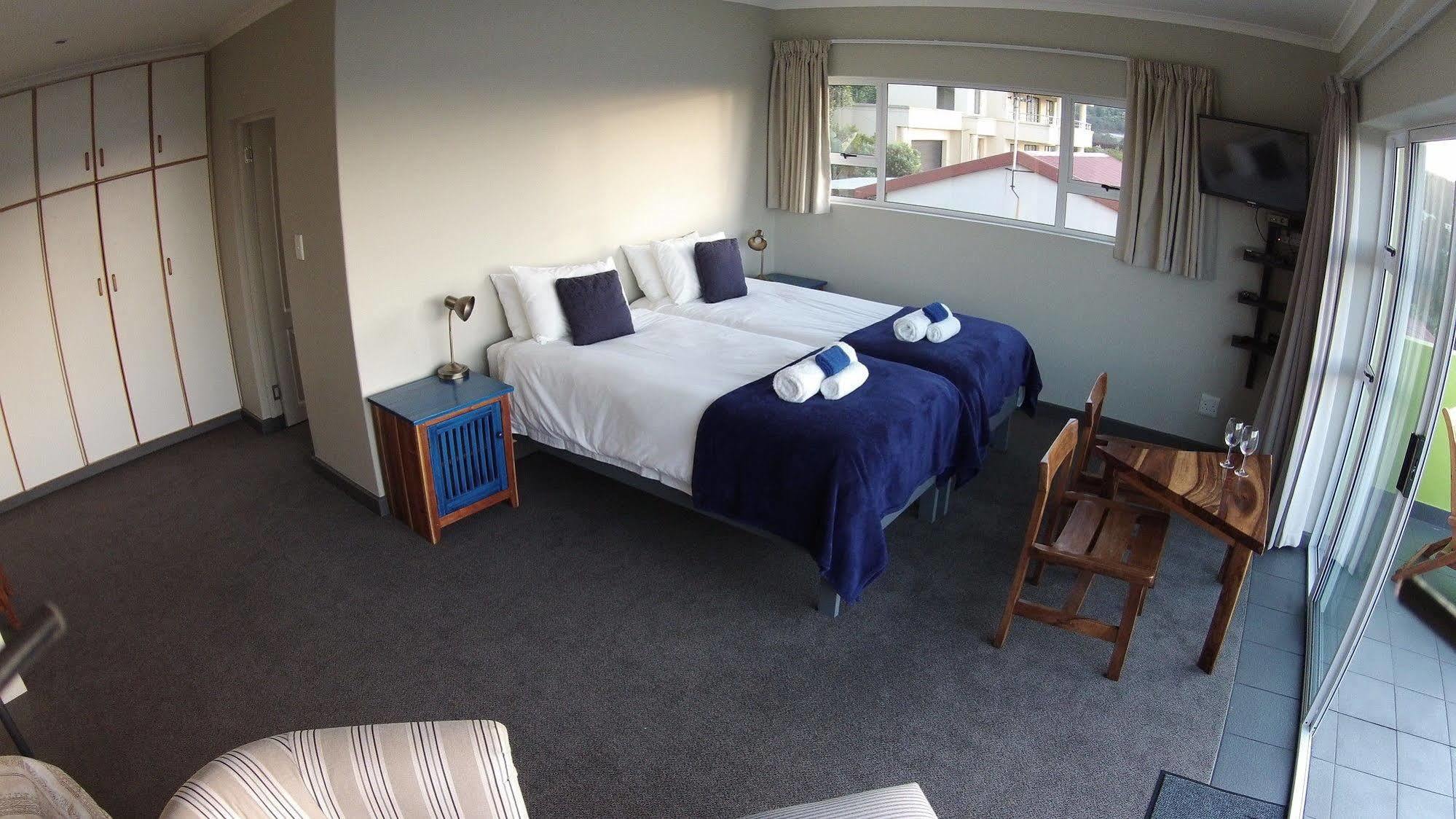 Knysnaviews Guest House Bagian luar foto